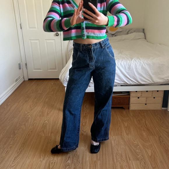 Blue Jean - Picture 1 of 7